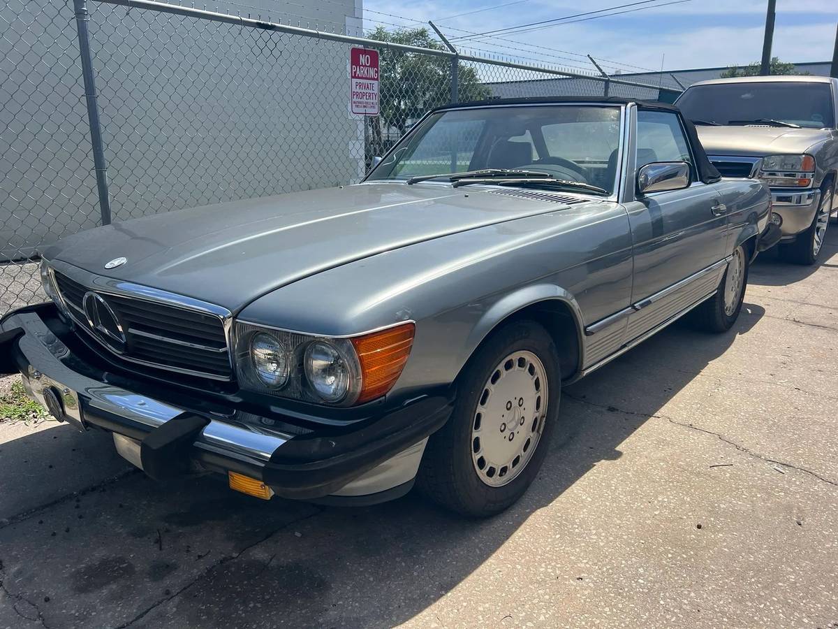 Mercedes-benz-560-1988-Silver
