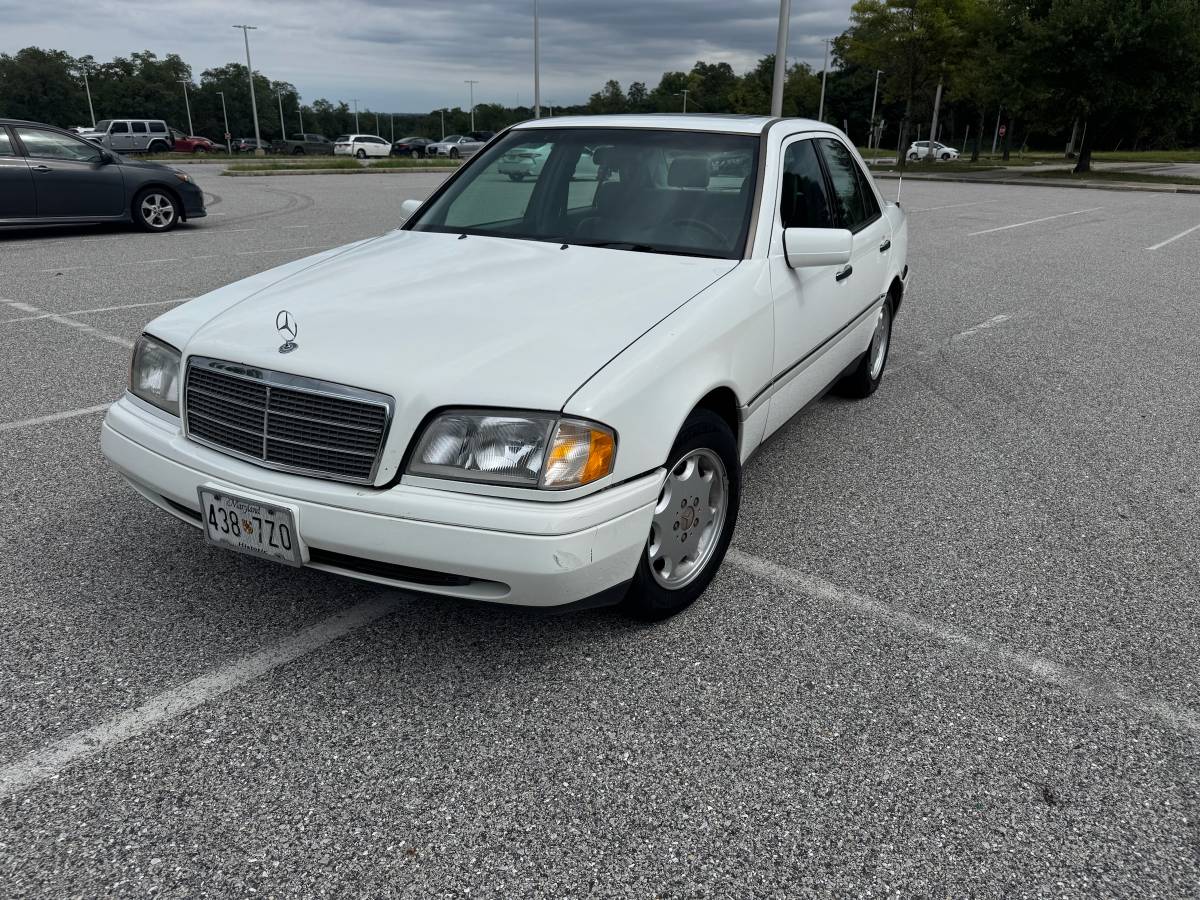 Mercedes-benz-C-class-1996-White