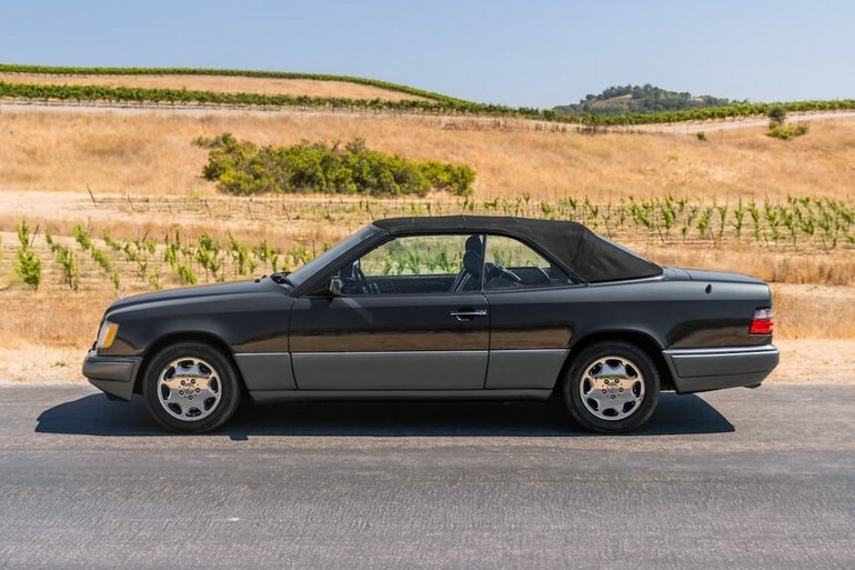 Mercedes-benz-E-class-1994-Black-Pearl-Metallic-199-Black-Leather-261