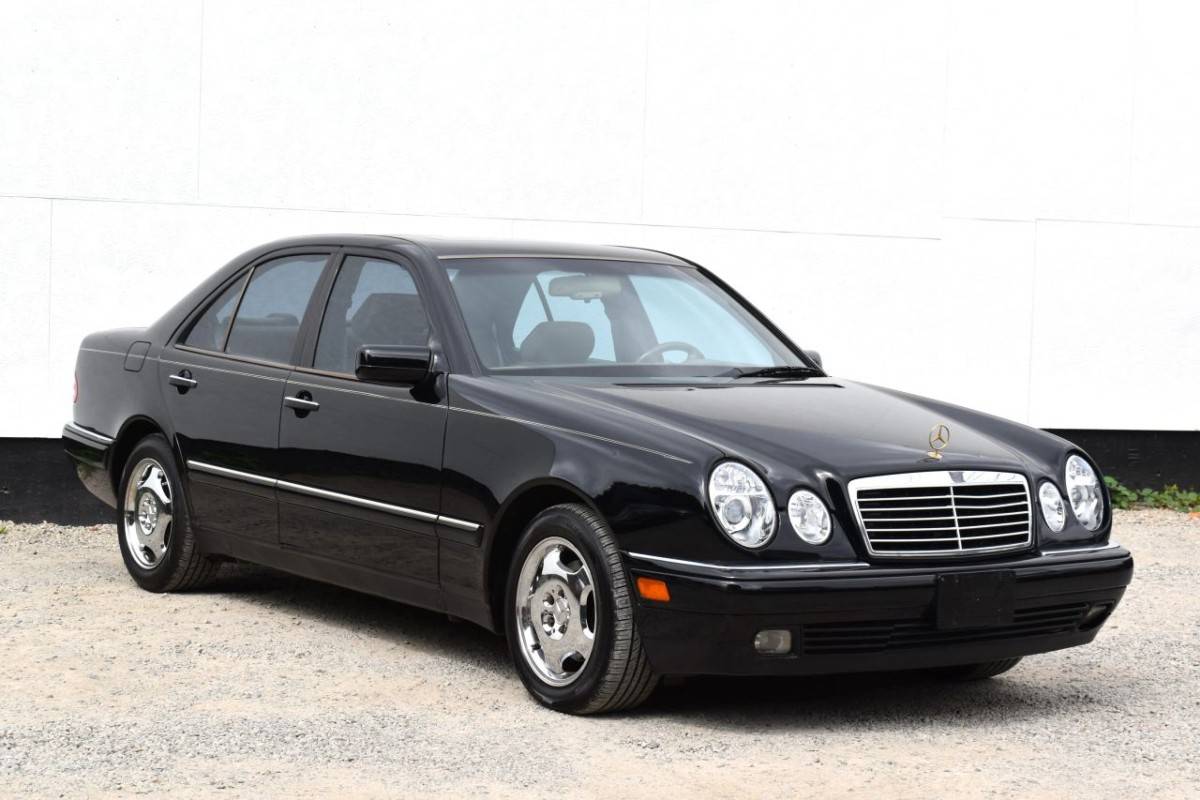 Mercedes-benz-E-class-e-320-sed-1996-Green
