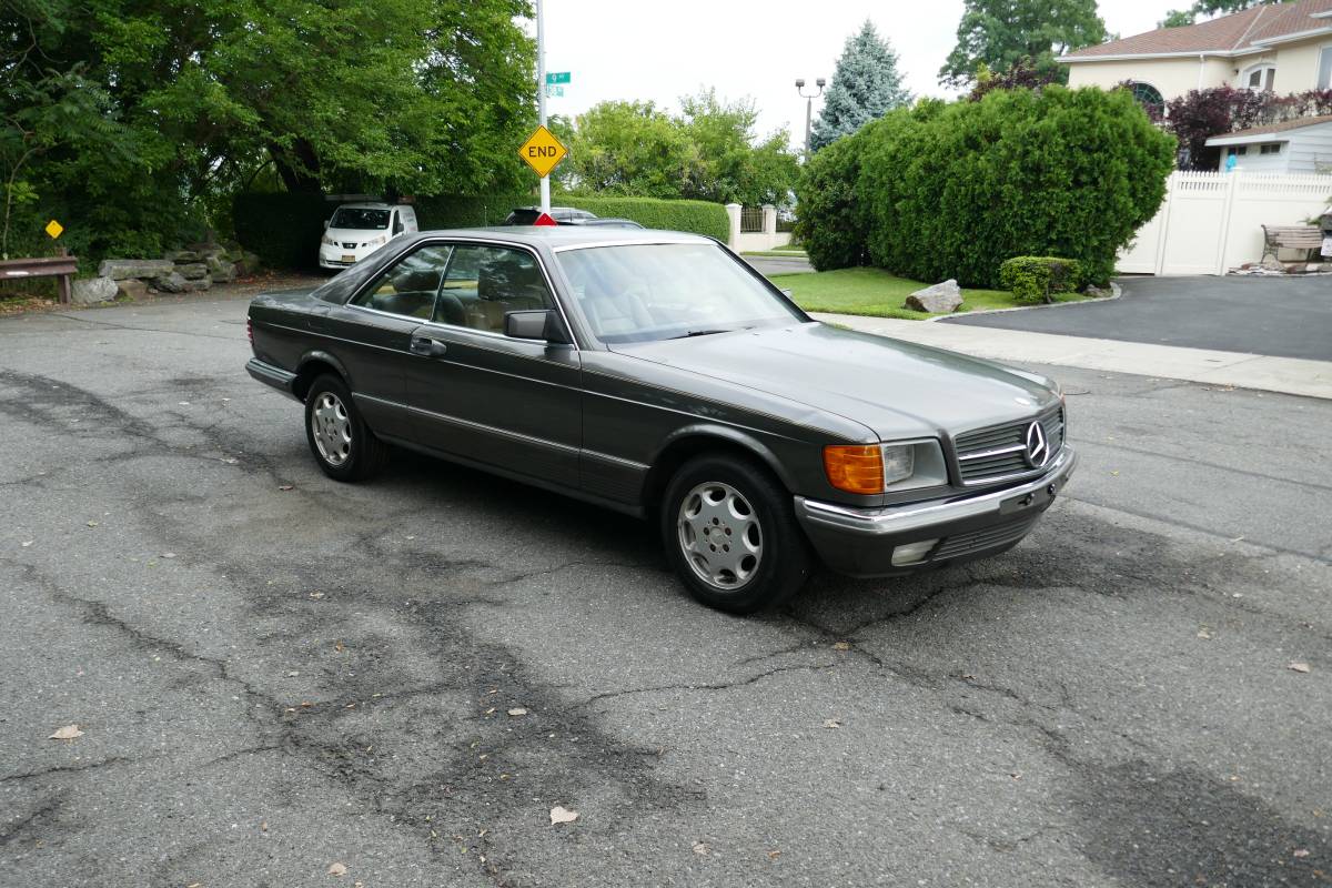 Mercedes-benz-S-class-1985-Gray
