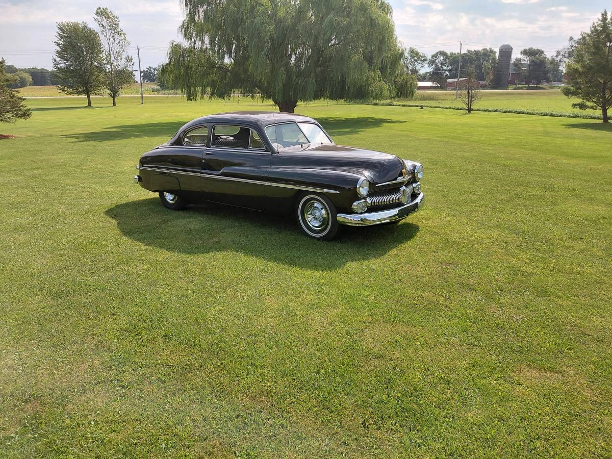 Mercury-2-dr-1950-Purple