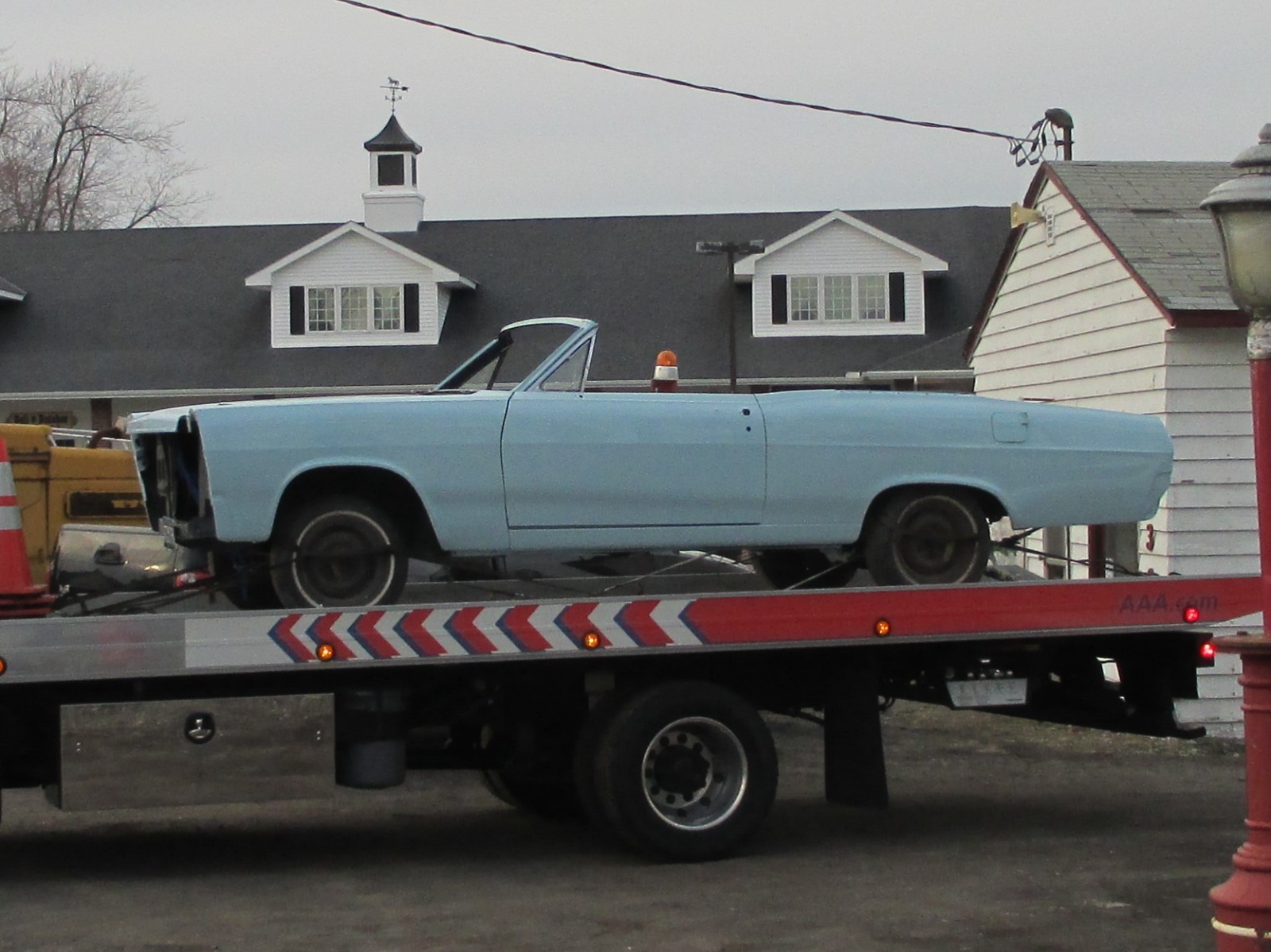 Mercury-Comet-1966-Blue