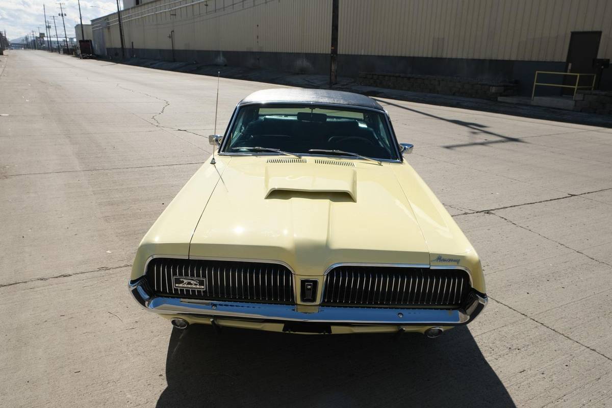 Mercury-Cougar-1967
