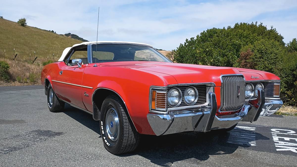 Mercury-Cougar-1971-Red