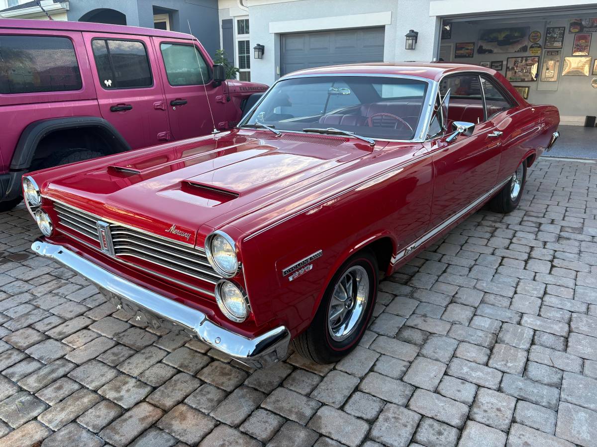 Mercury-Cyclone-1967-Red