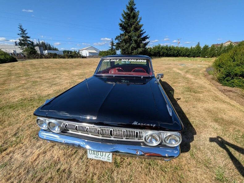 Mercury-Meteor-s-33-1963-Black-Red