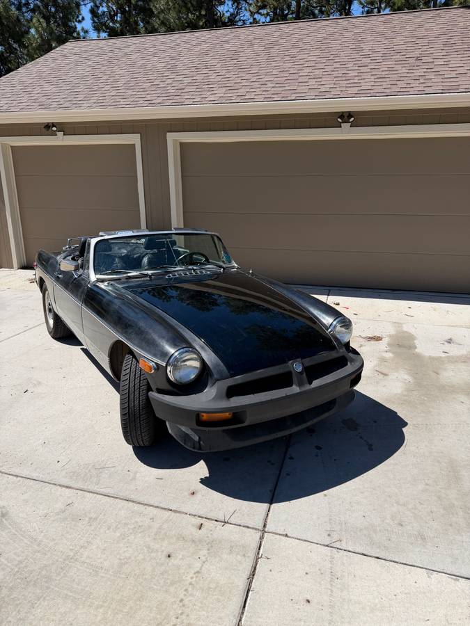 Mg-Mgb-1980-Black