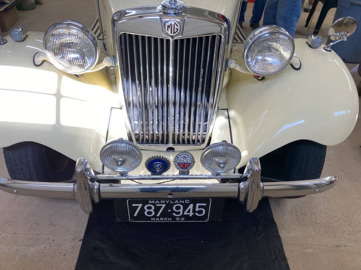 Mg-Td-1952-Yellow