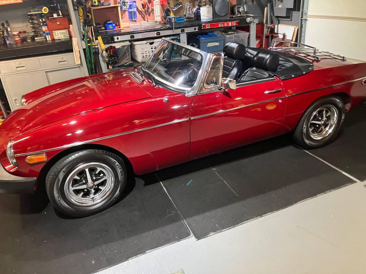 Mgb-1975-Red