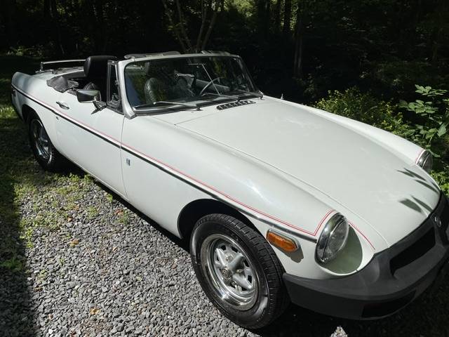 Mgb-convertible-1977-White