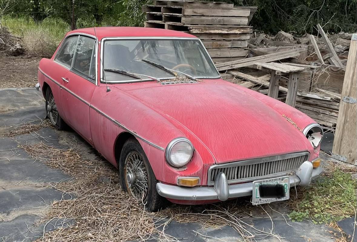 Mgb-gt-1967-Red