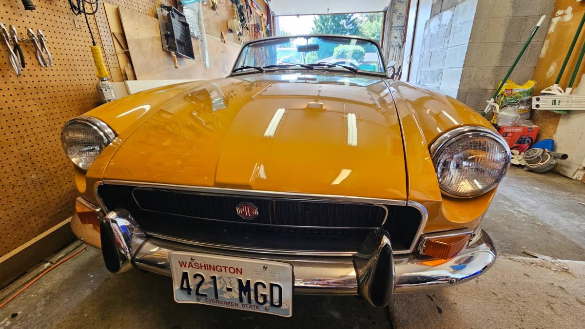 Mgb-roadster-1970-Yellow
