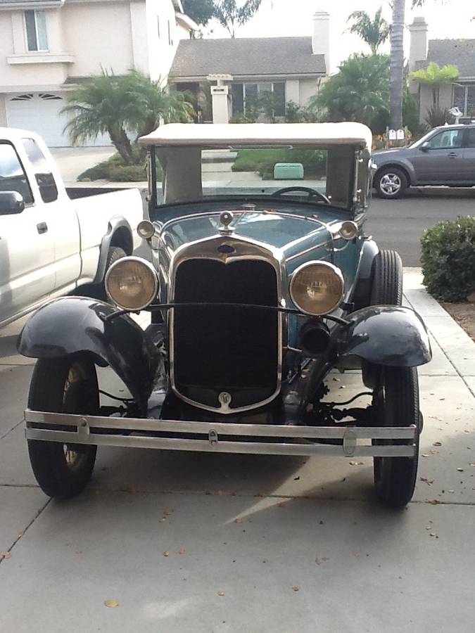 Model-a-delux-roadster-1930
