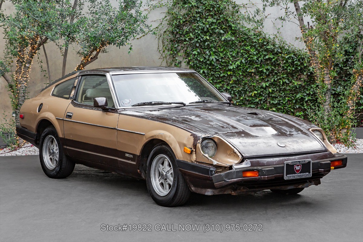 Nissan-280ZX-1983-Coupe