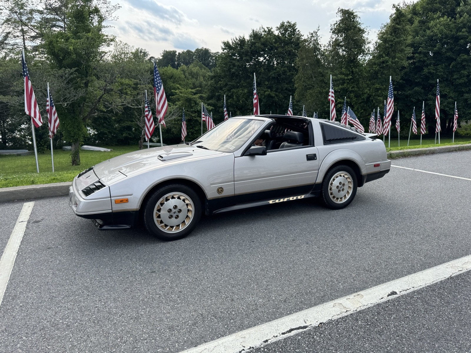 Nissan-300ZX-1984-Coupe