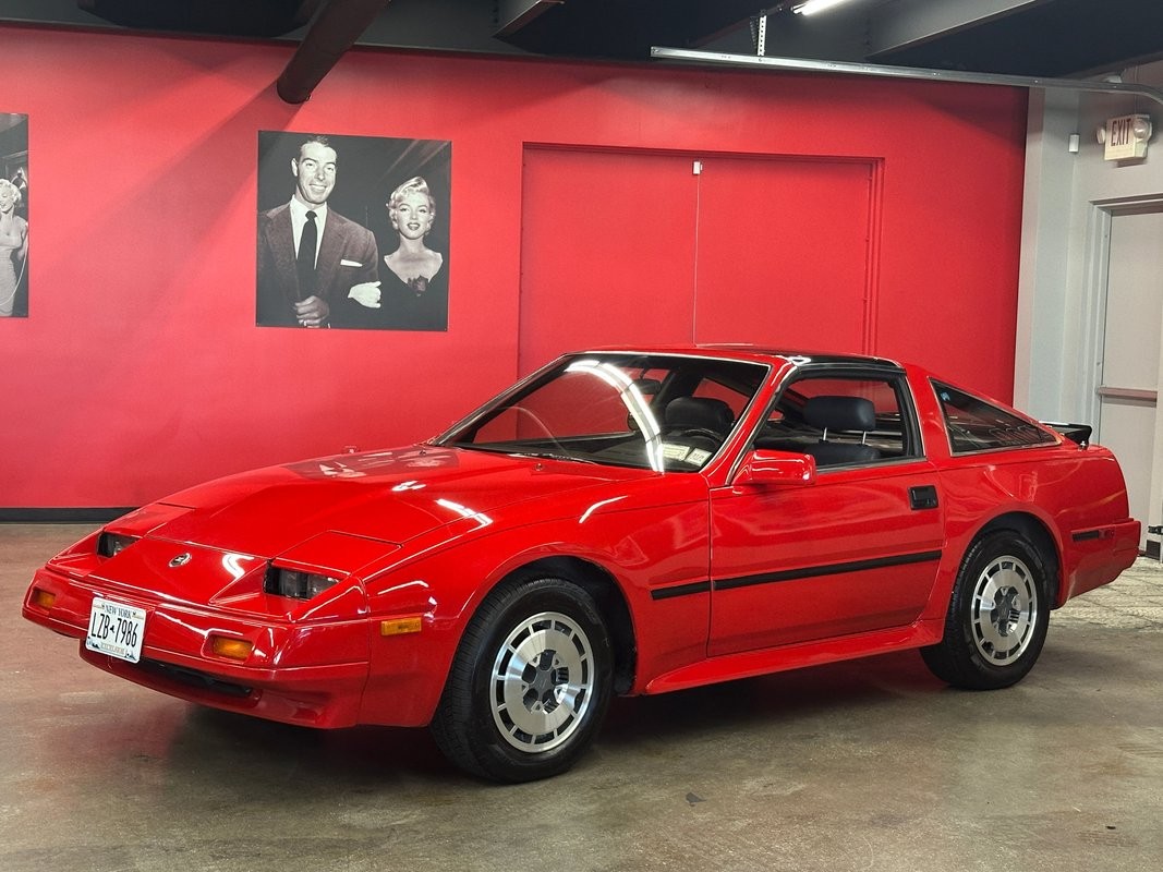 Nissan-300ZX-1986-Coupe-Gray