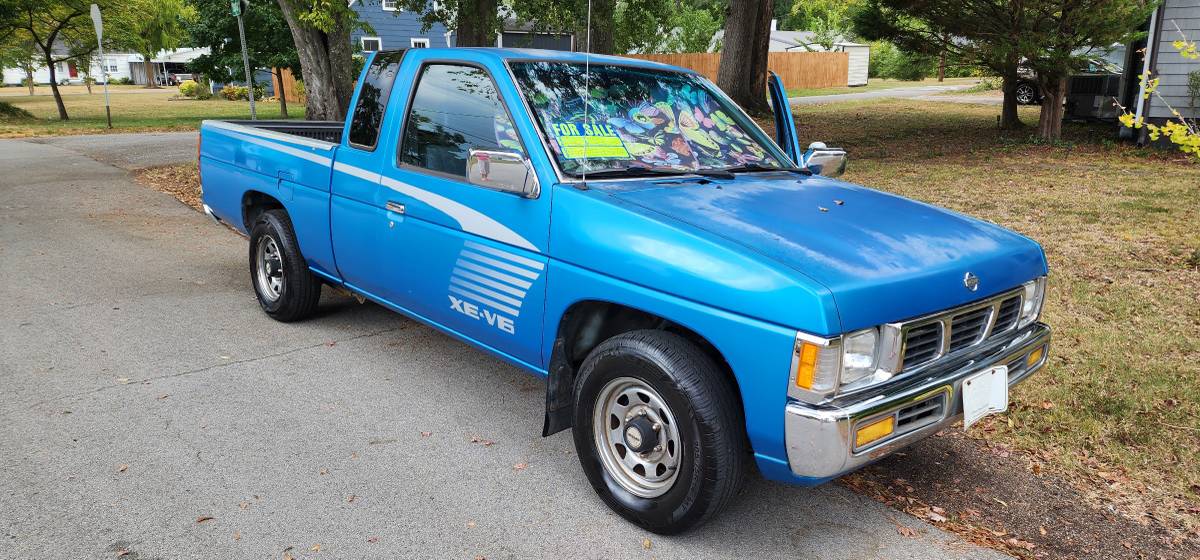 Nissan-Frontier-crew-cab-1995-Blue