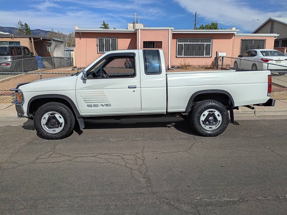 Nissan-Hardbody-1994