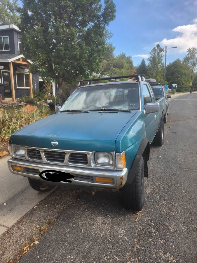 Nissan-King-cab-4x4-pickup-1995