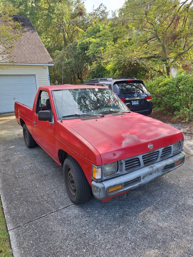 Nissan-Truck-1994-Red