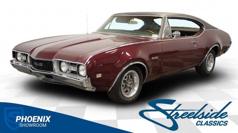 Oldsmobile-4-4-2-1968-Burgundy-Metallic-Black