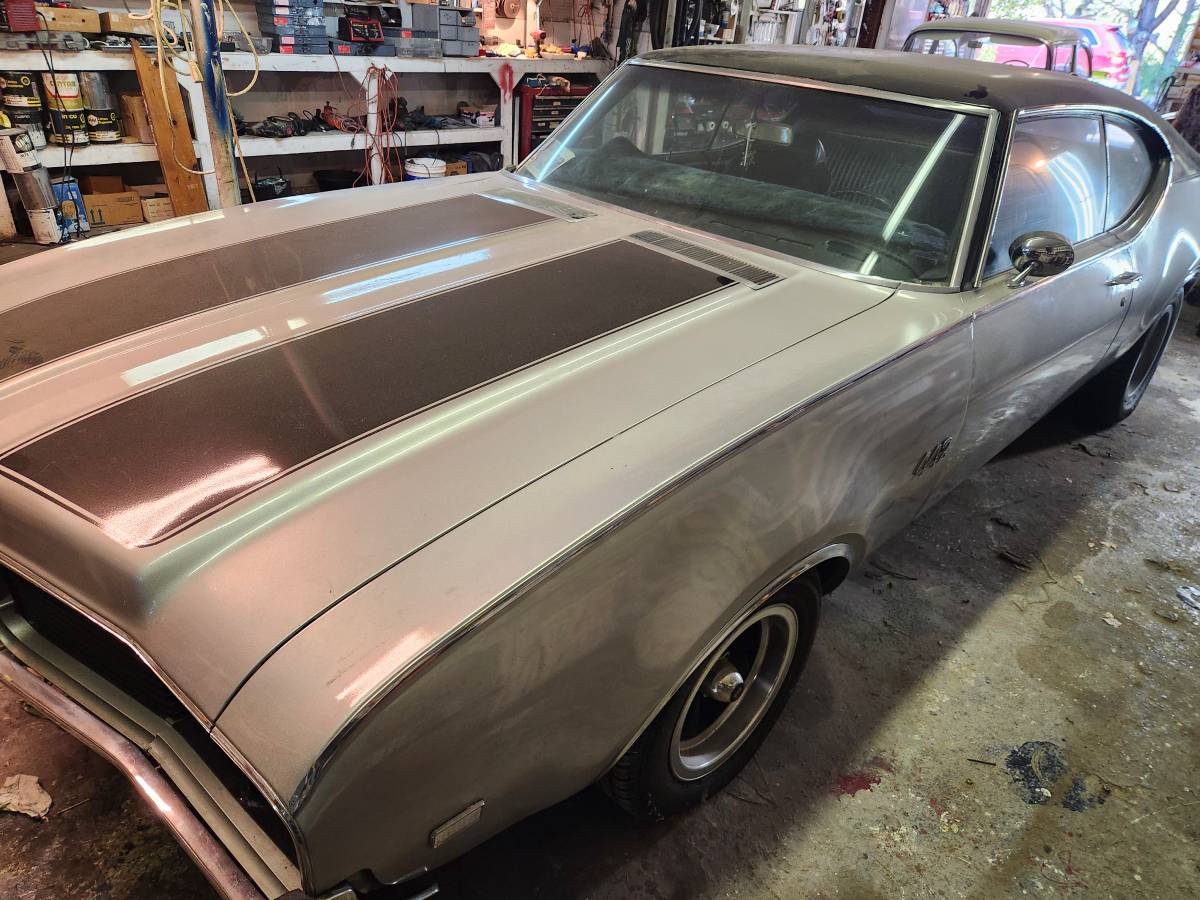 Oldsmobile-4-4-2-1969