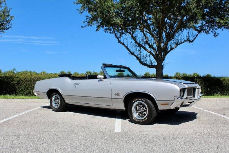 Oldsmobile-442-1972-Sedan-Black
