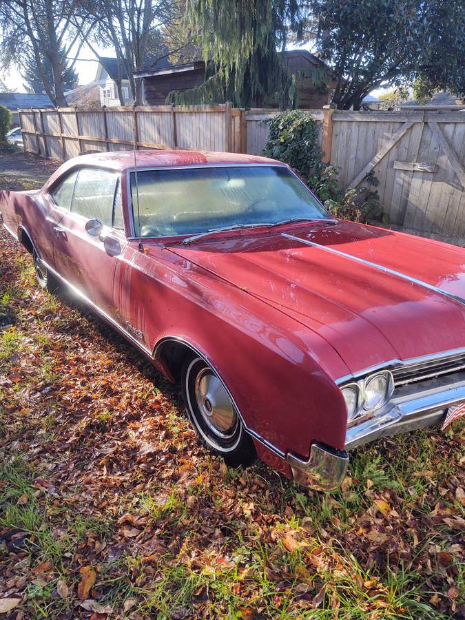 Oldsmobile-88-1966-Red