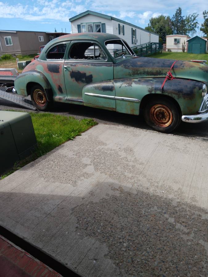 Oldsmobile-Coupe-1947