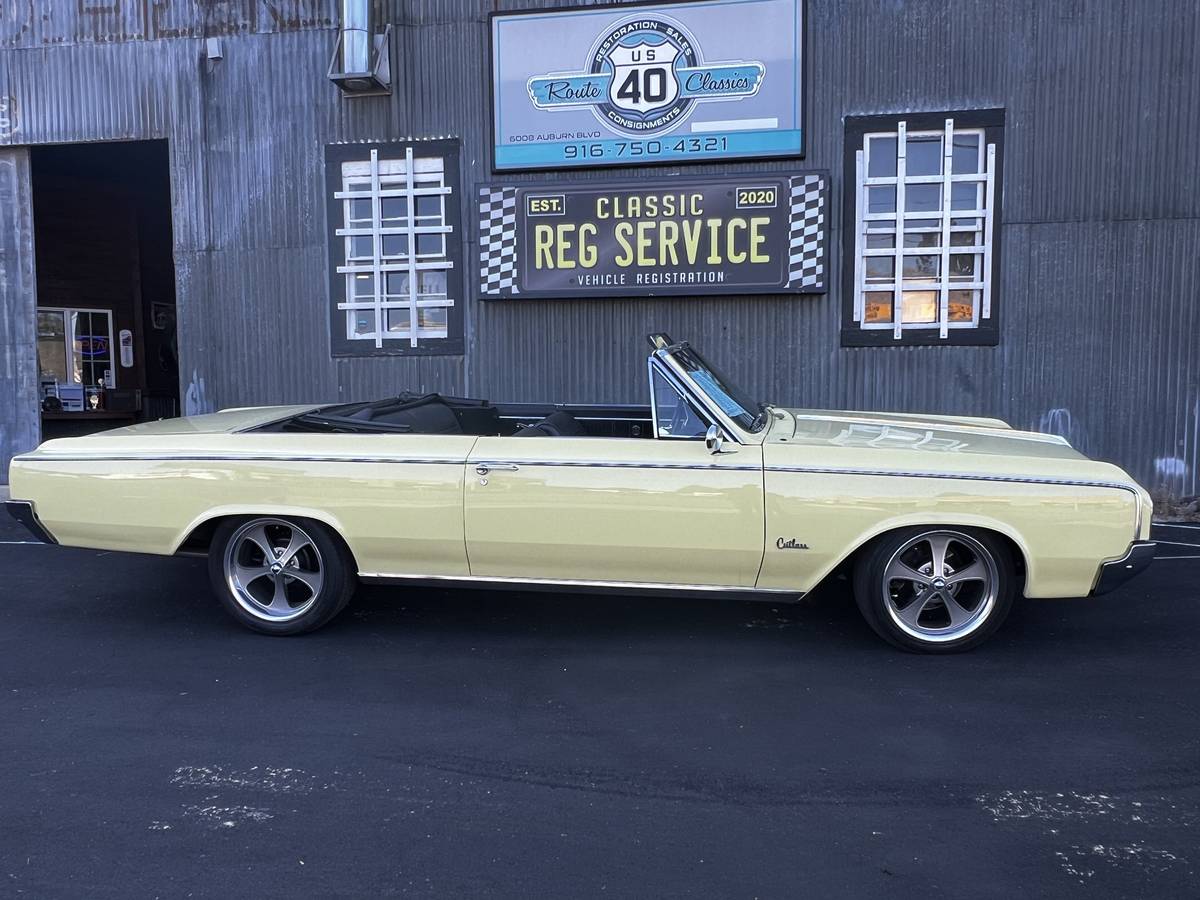 Oldsmobile-Cutlass-1964