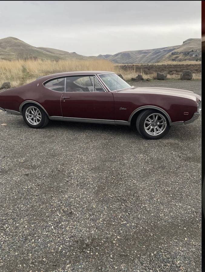 Oldsmobile-Cutlass-1968