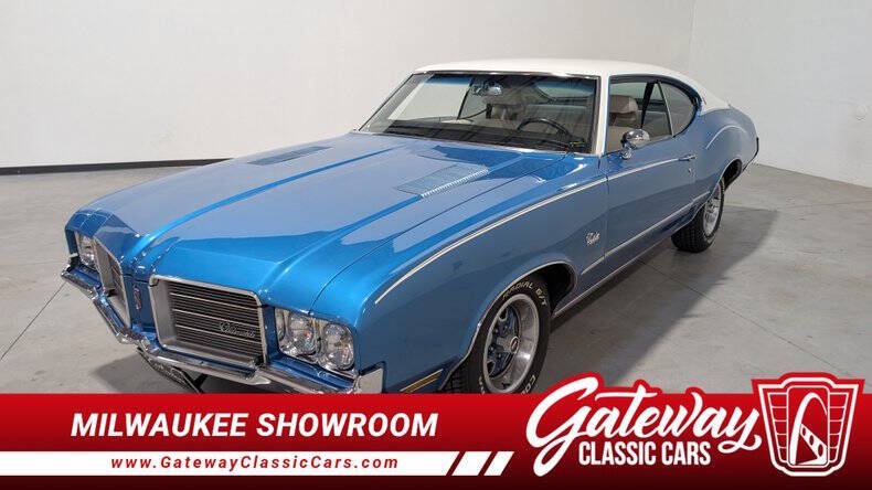 Oldsmobile-Cutlass-1971-Blue-White