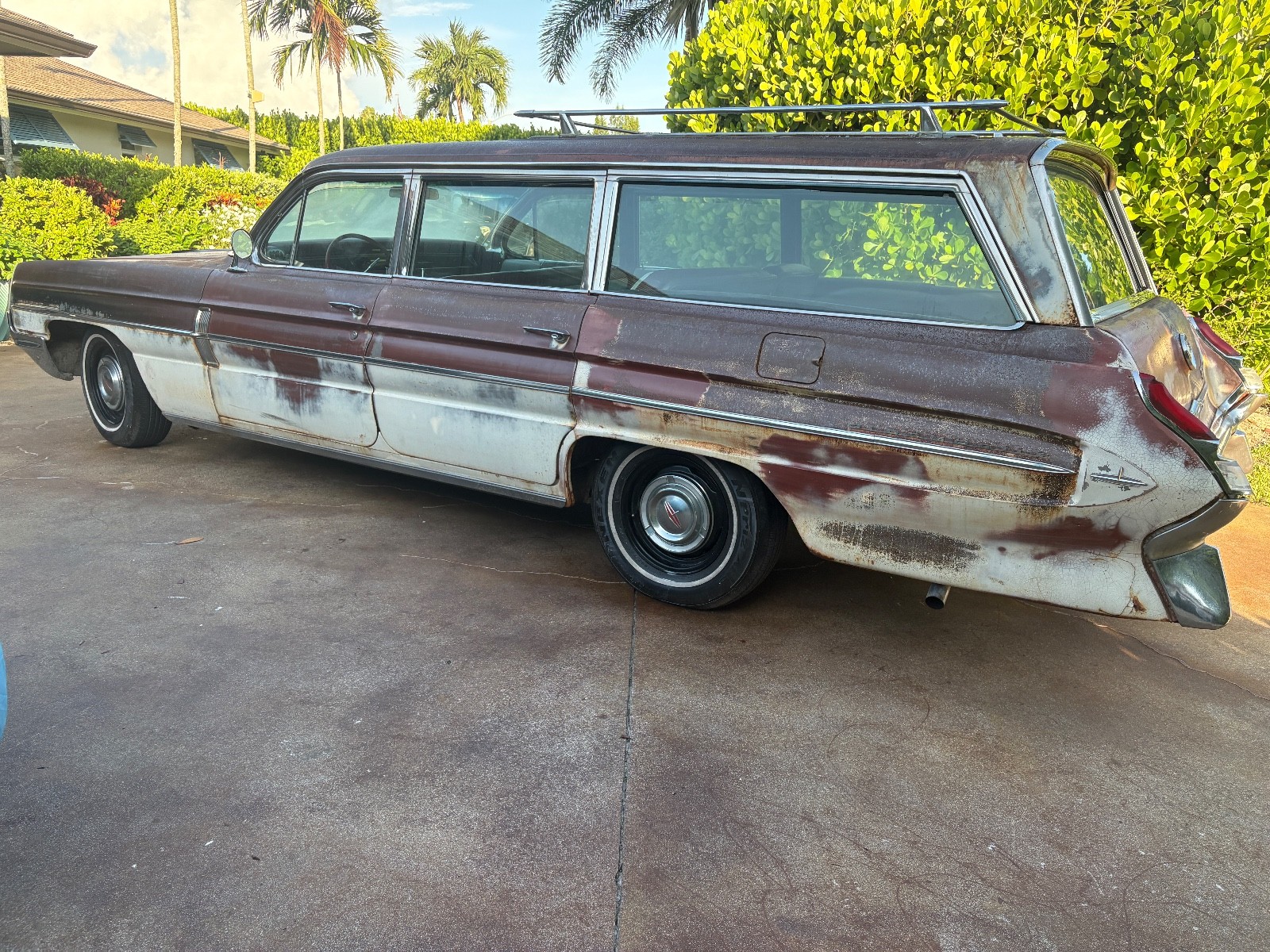 Oldsmobile-Super-88-Fiesta-1962-Wagon