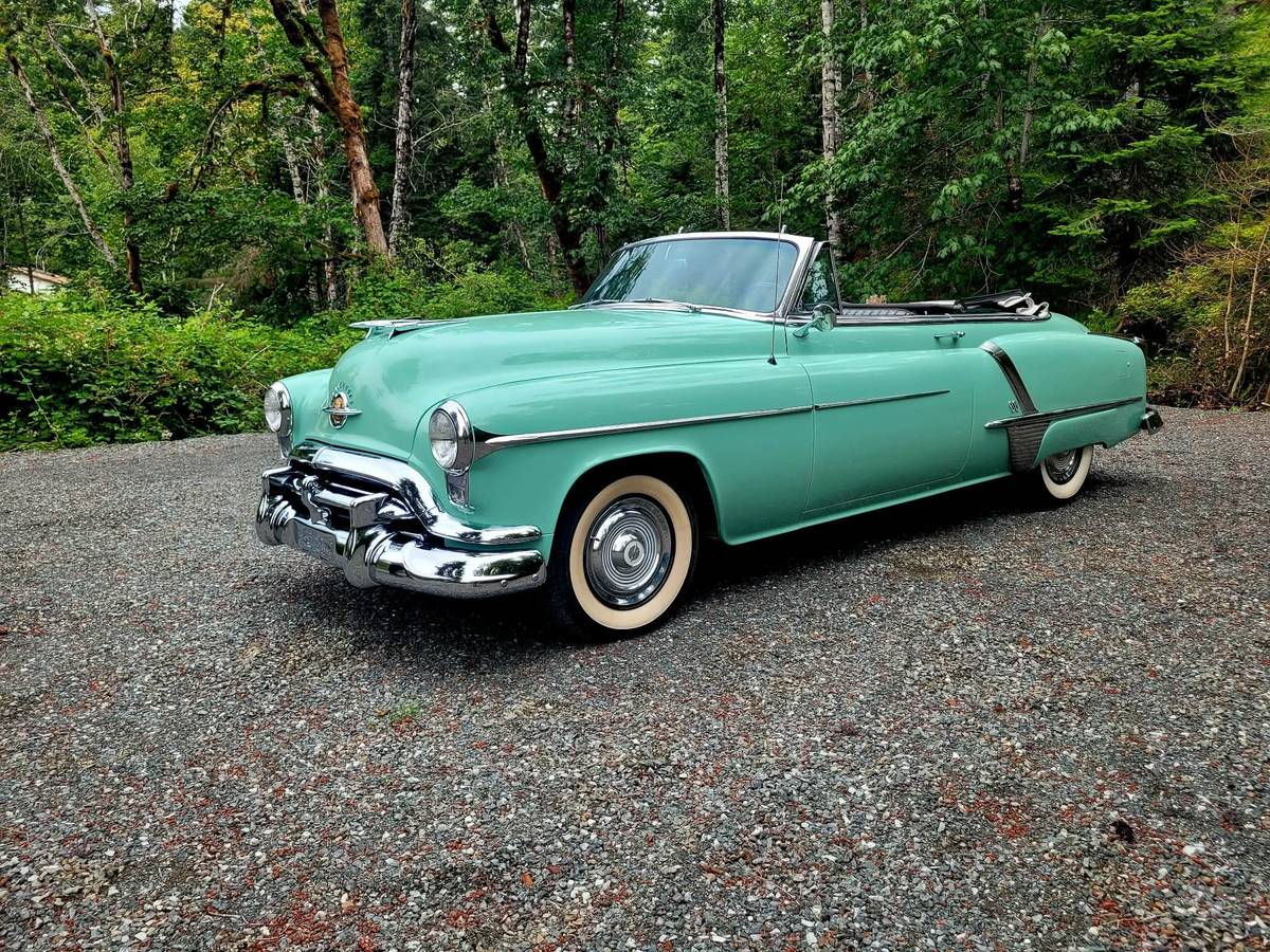 Oldsmobile-Super-88-convertible-1952-Green