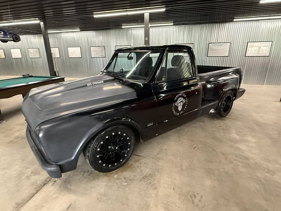 Other-Makes-12-Ton-Pickup-1968-Standard-Cab-Pickup