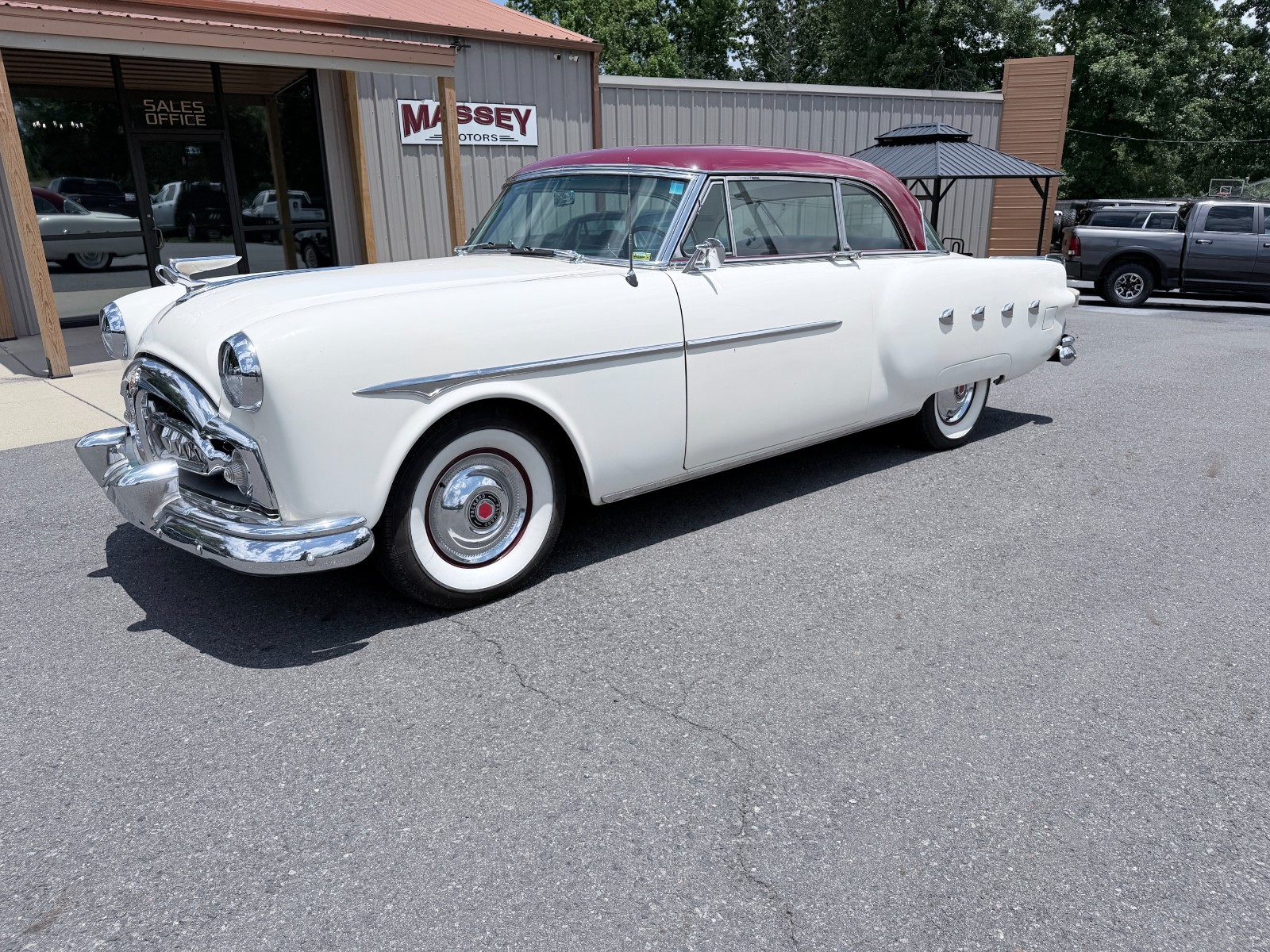 Packard-250-Mayfair-Hardtop-1952-Coupe-Burgundy