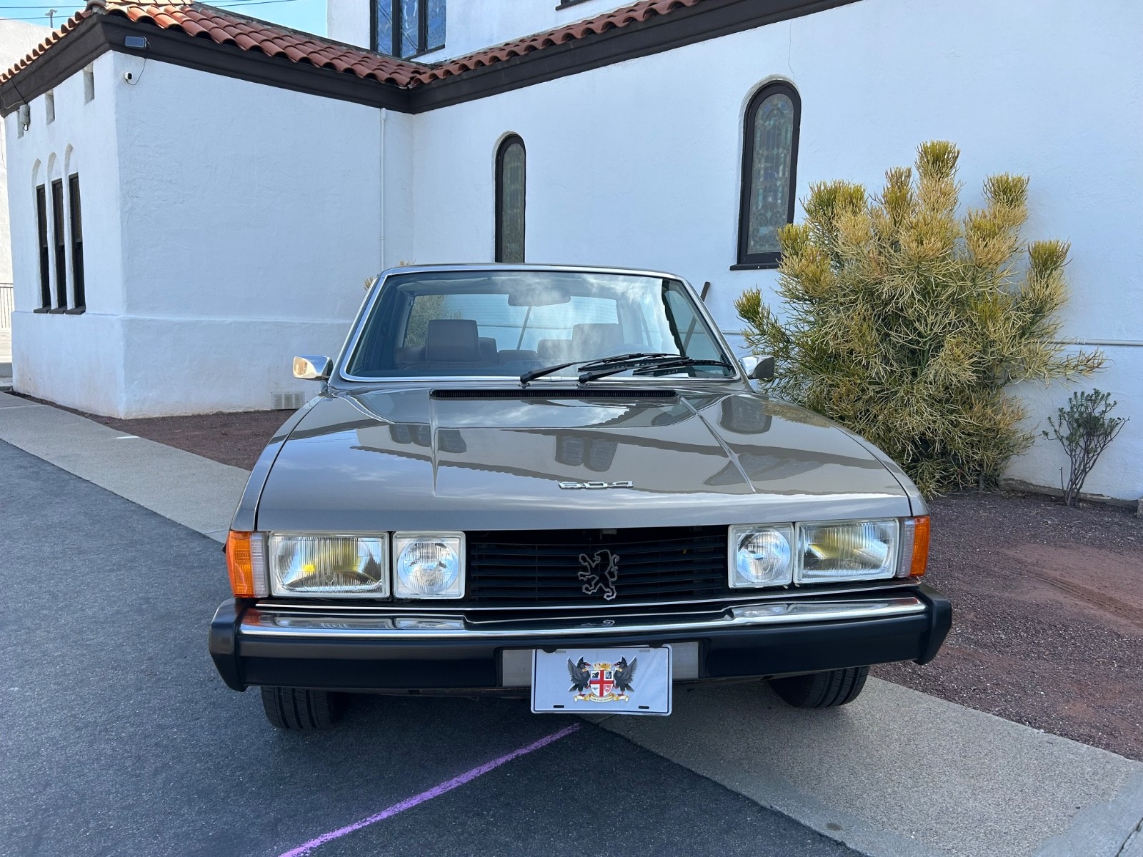 Peugeot-604-1975
