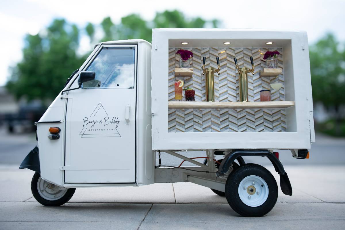Piaggio-ape-1984-White