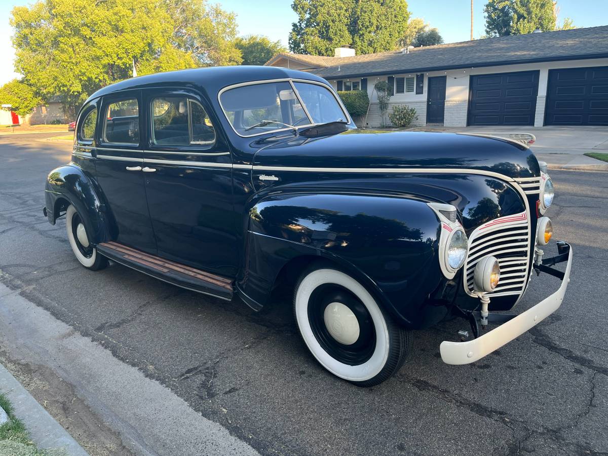 Plymouth-1941-Blue