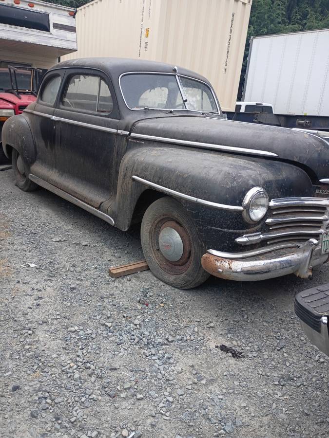 Plymouth-1947-Black