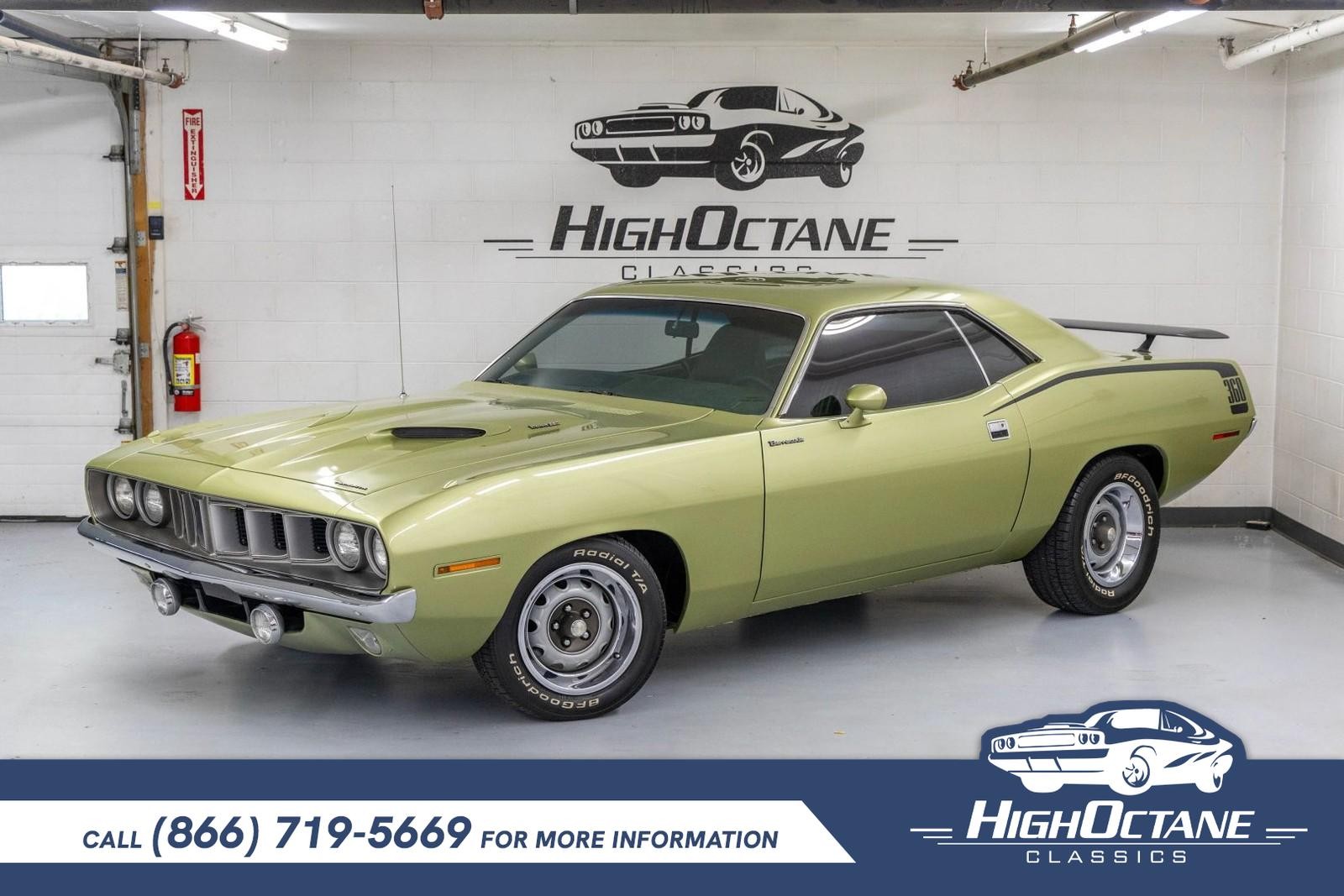 Plymouth-Barracuda-1971-Coupe-Dark-Green