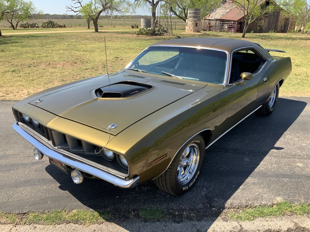 Plymouth-Barracuda-1971-Coupe
