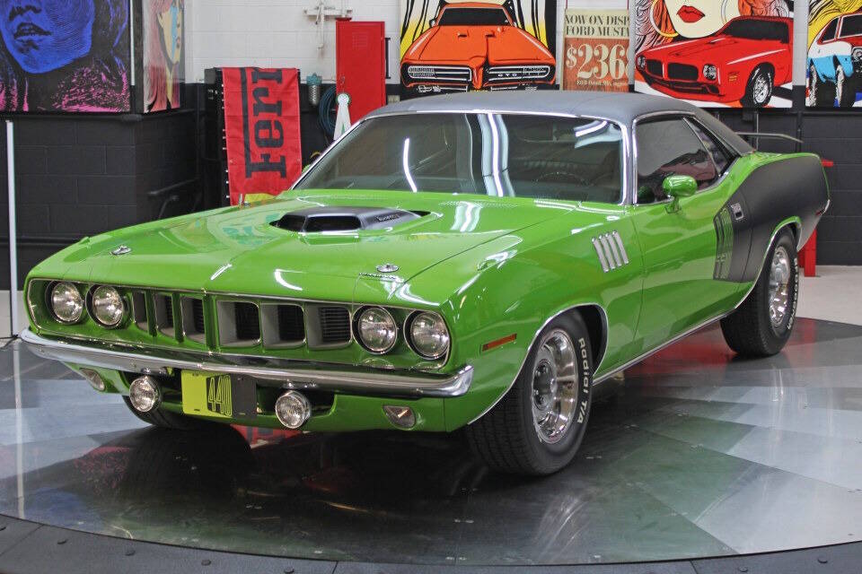 Plymouth-Barracuda-1971-Green-Black