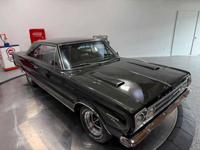 Plymouth-GTX-1967-Black