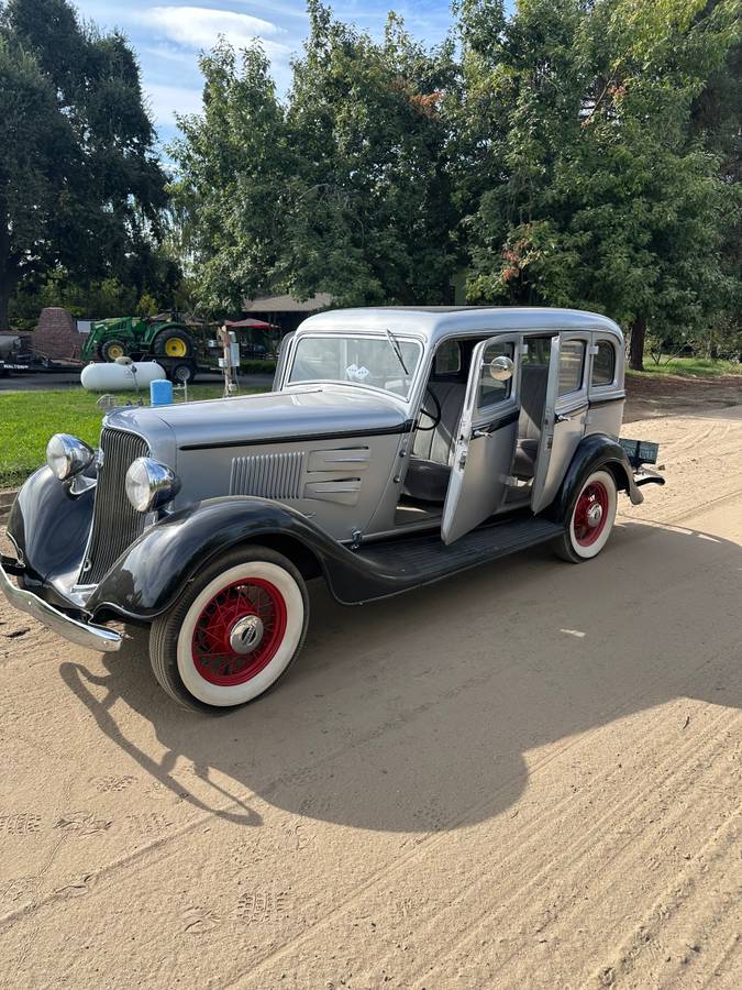 Plymouth-Pe-1938-Silver