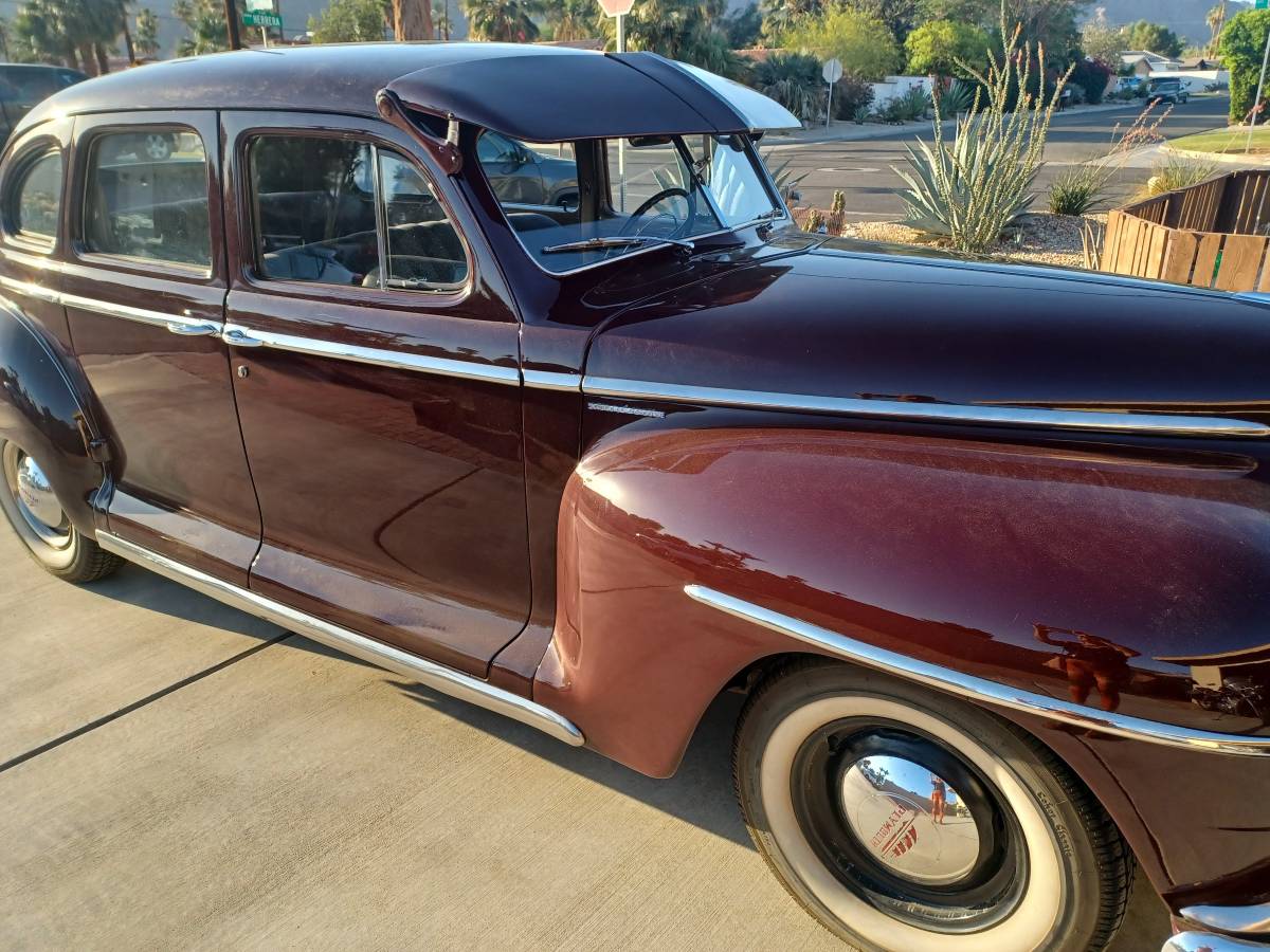 Plymouth-Special-deluxe-1949