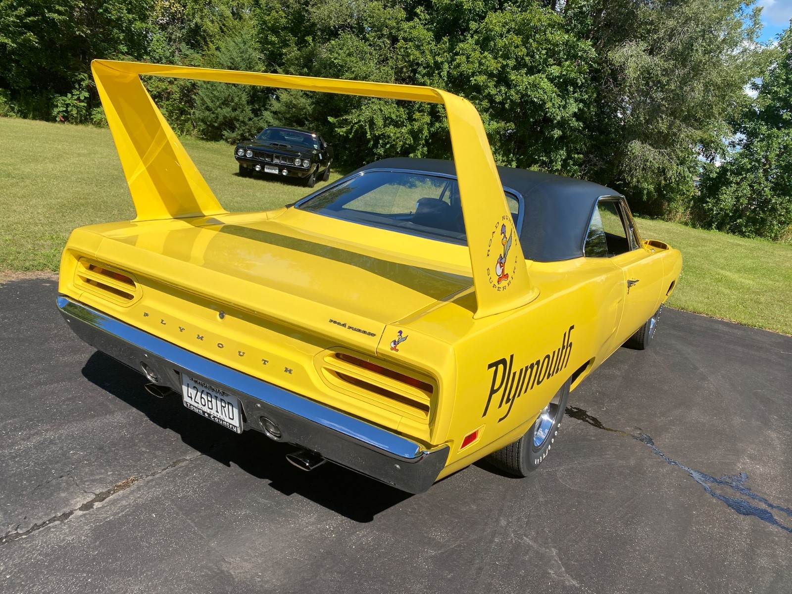 Plymouth-Superbird-1970