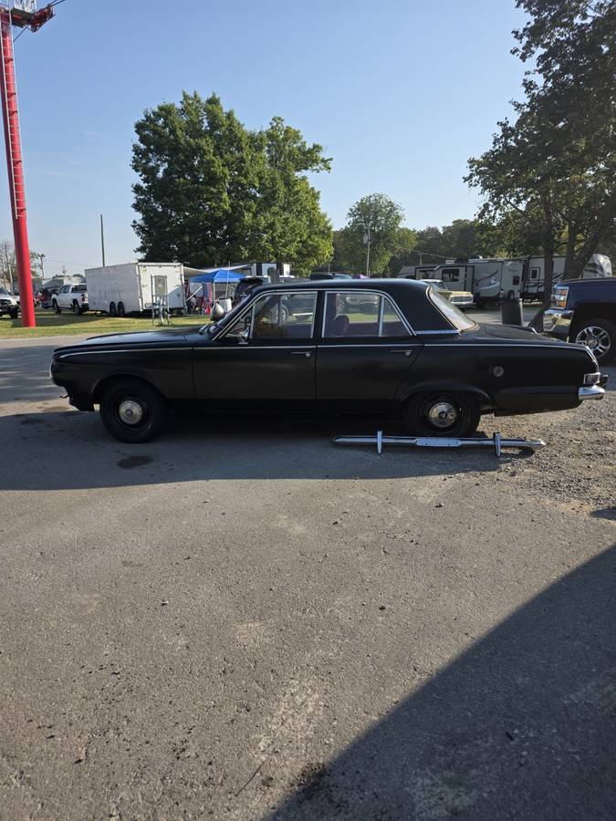 Plymouth-Valiant-1963-Black