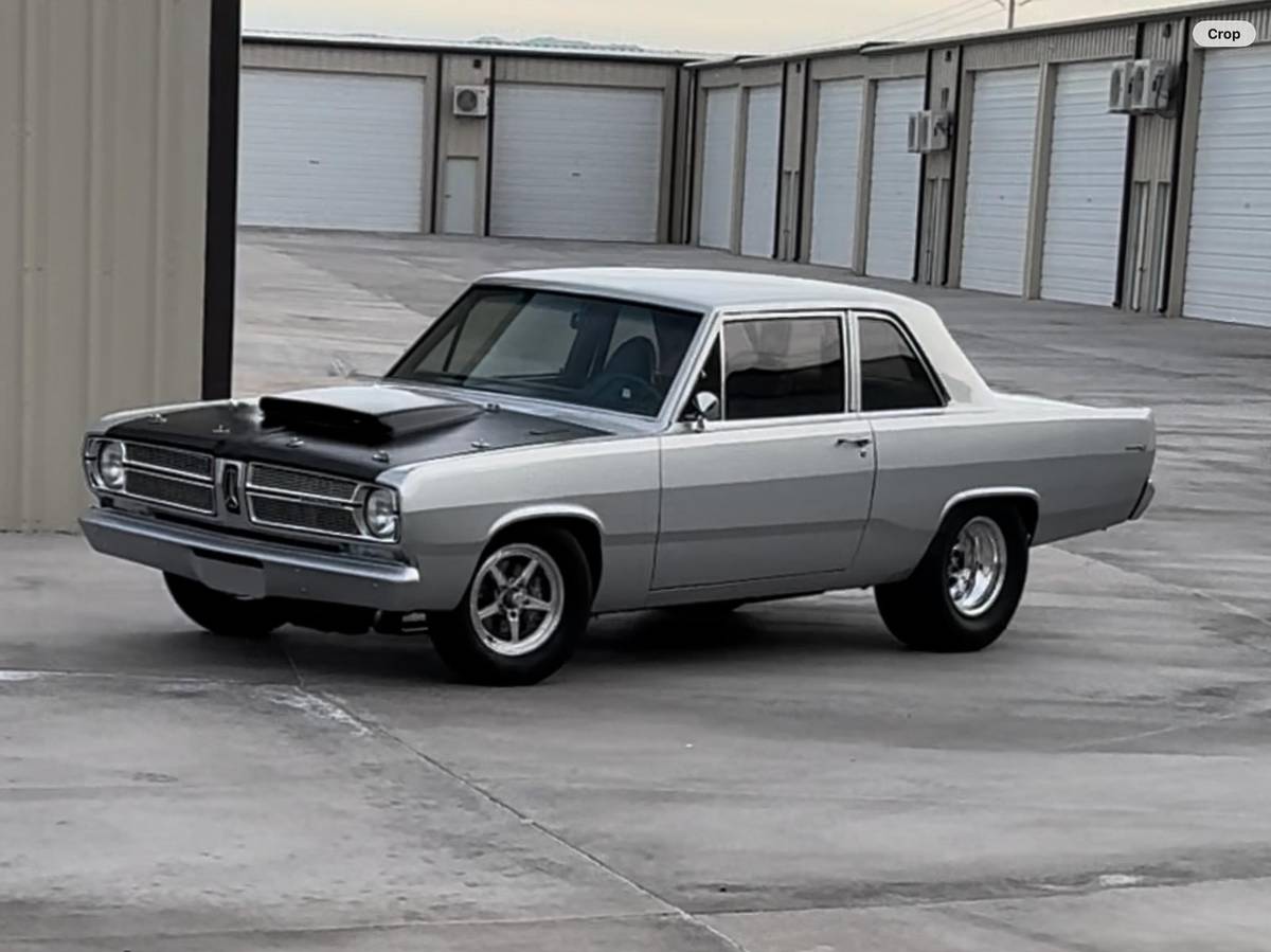 Plymouth-Valiant-1967-Silver